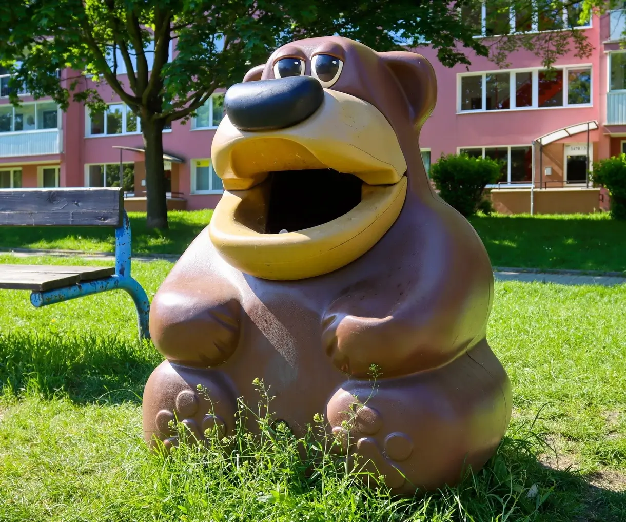 Contact illustration